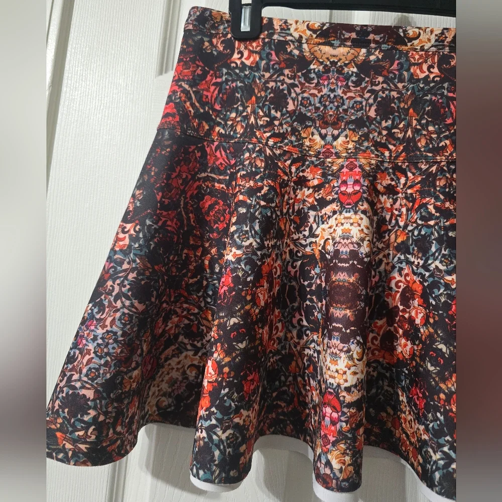 Y2K Abercrombie & Fitch Pleated Scuba Kaleidoscope Print Mini Skater Skirt, EUC!